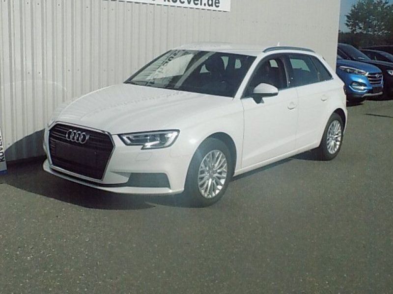 acheter voiture Audi A3 Sportback Essence moins cher