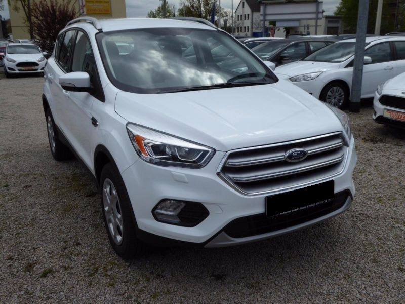 acheter voiture Ford Kuga Essence moins cher