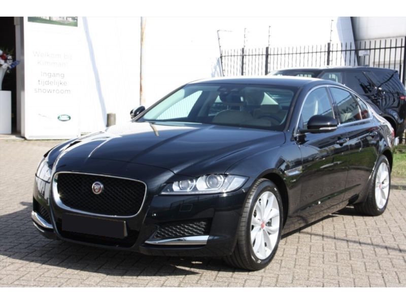 acheter voiture Jaguar XF Essence moins cher