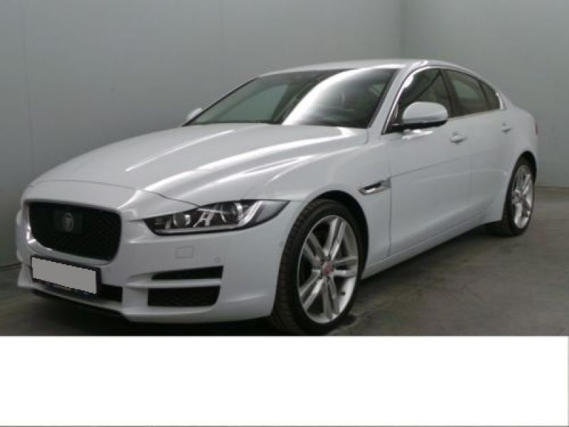 acheter voiture Jaguar XE Essence moins cher