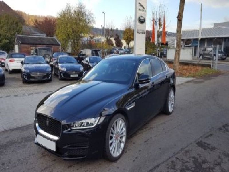 acheter voiture Jaguar XE Essence moins cher