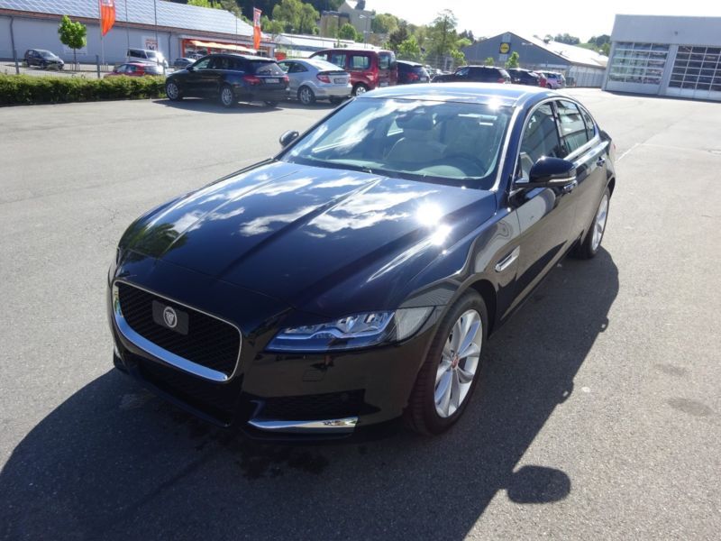 acheter voiture Jaguar XF Essence moins cher