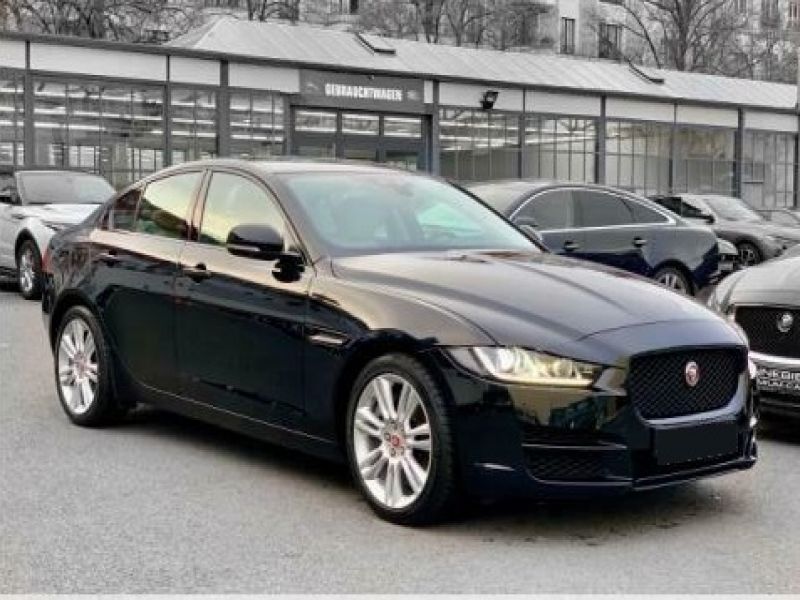 acheter voiture Jaguar XE Essence moins cher