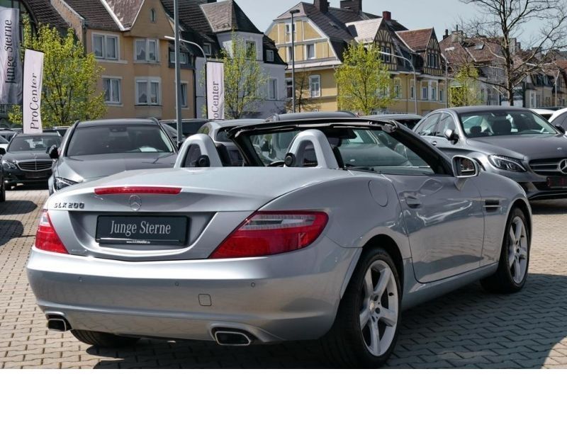 Vente voiture Mercedes SLK Essence moins cher - photo 9