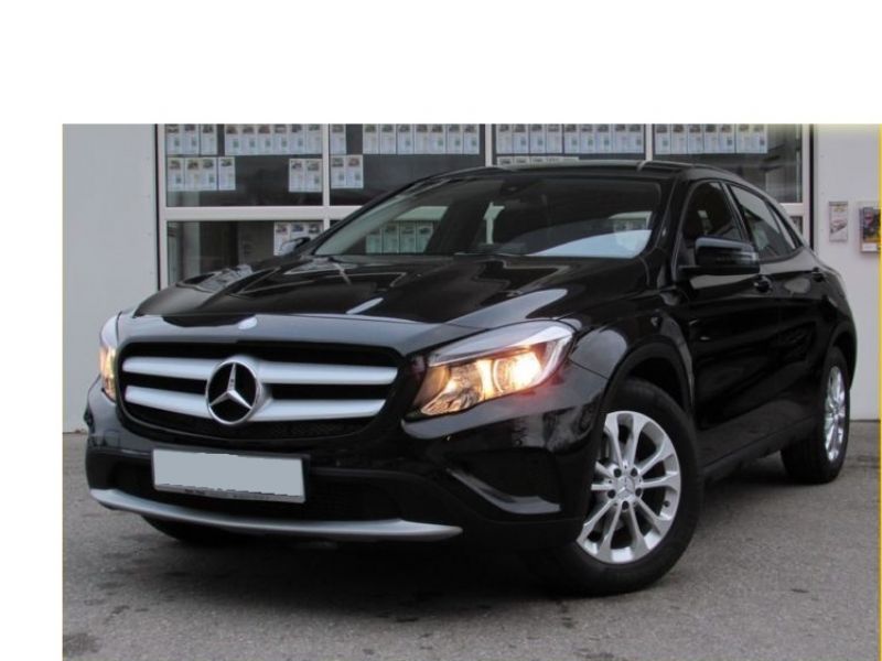 acheter voiture Mercedes GLA Essence moins cher