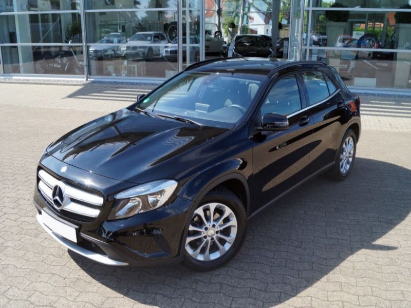 acheter voiture Mercedes GLA Essence moins cher