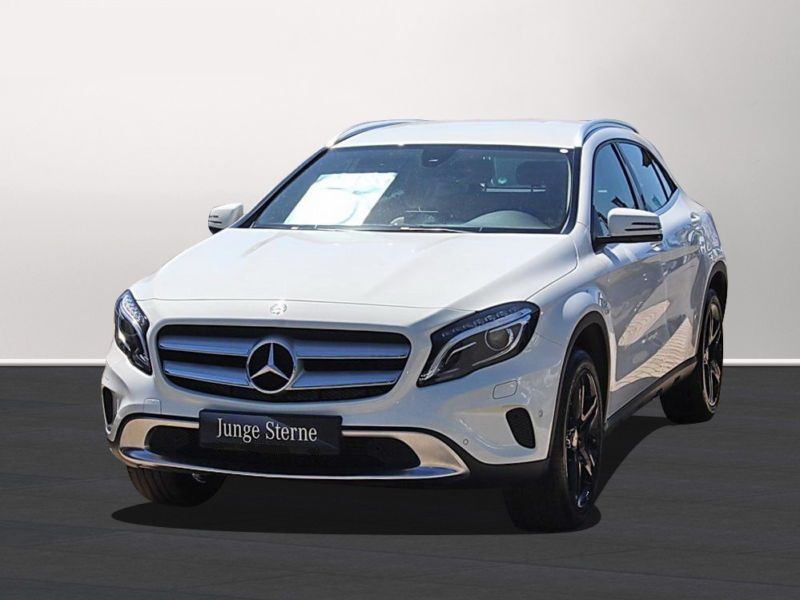 acheter voiture Mercedes GLA Essence moins cher