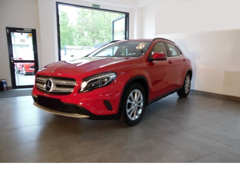 acheter voiture Mercedes GLA Essence moins cher