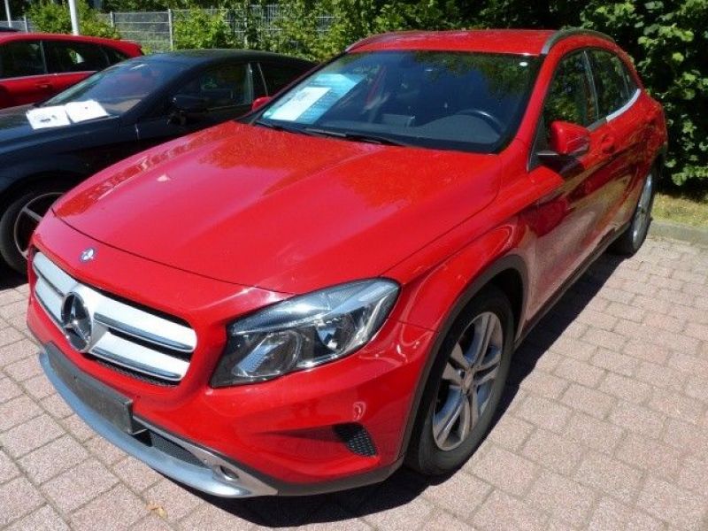 acheter voiture Mercedes GLA Diesel moins cher