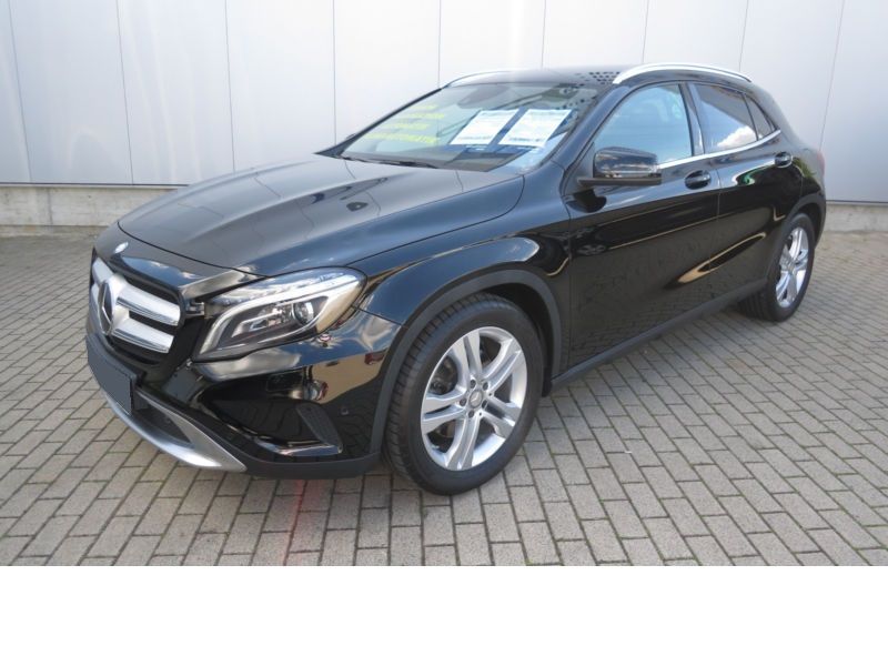 acheter voiture Mercedes GLA Essence moins cher