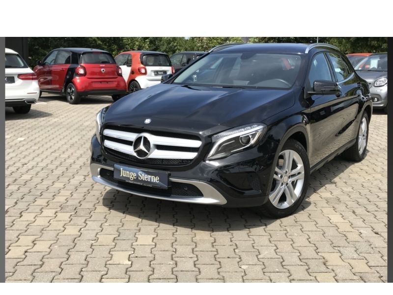 acheter voiture Mercedes GLA Essence moins cher