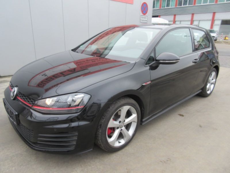 acheter voiture Volkswagen Golf Essence moins cher