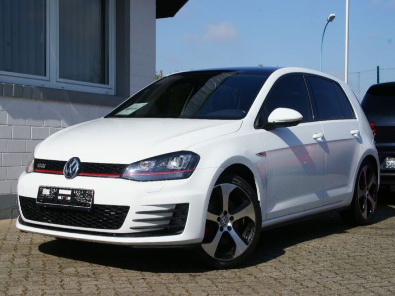 acheter voiture Volkswagen Golf Essence moins cher