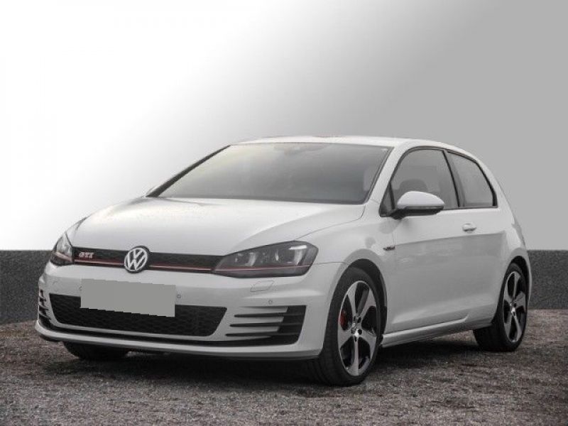 Vente voiture Volkswagen Golf Essence moins cher