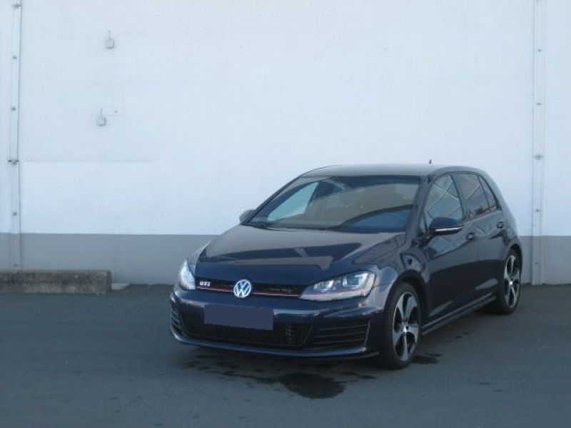 acheter voiture Volkswagen Golf Essence moins cher