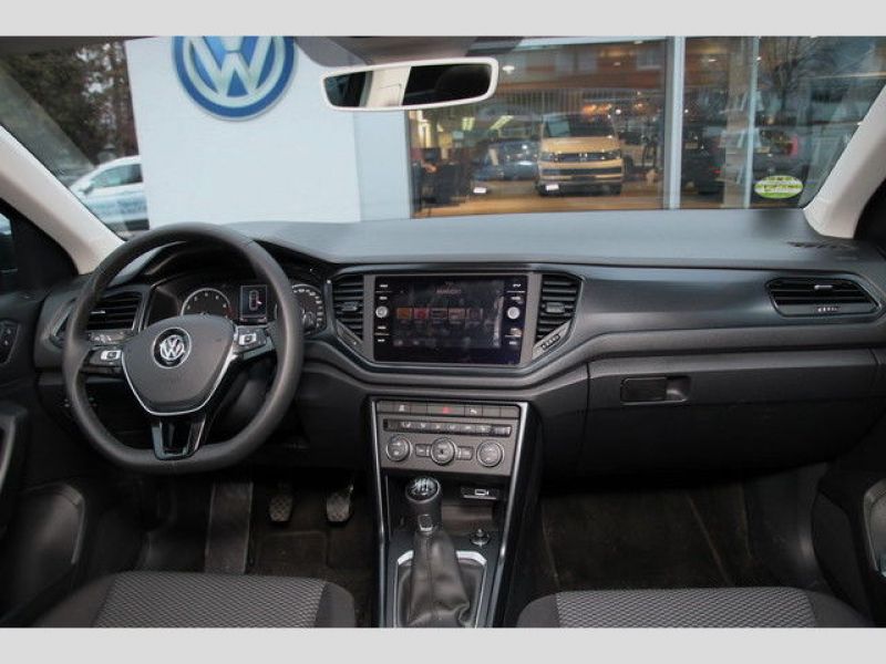 Vente voiture Volkswagen T-Roc Essence moins cher - photo 2