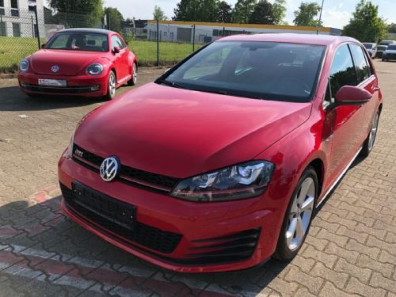 acheter voiture Volkswagen Golf Essence moins cher