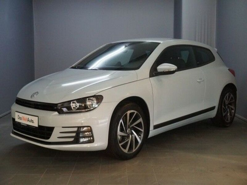 acheter voiture Volkswagen Scirocco Essence moins cher