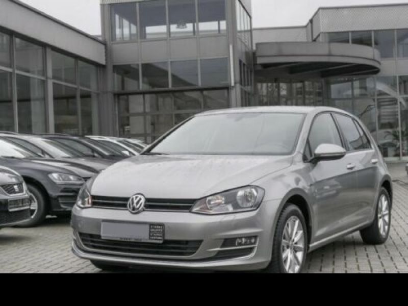 acheter voiture Volkswagen Golf Essence moins cher