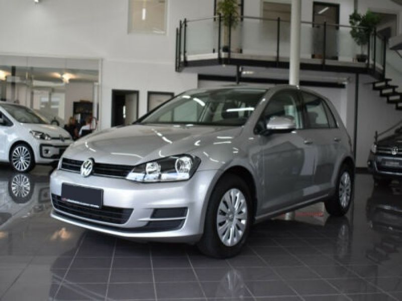 acheter voiture Volkswagen Golf Essence moins cher